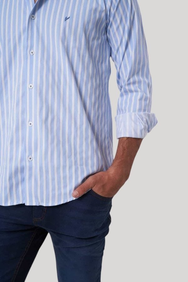 Camisa celeste a rayas Denzel