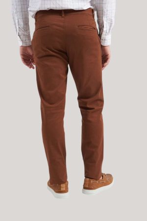 Pantalón chino chocolate Detroit