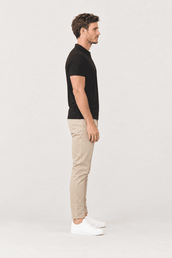 Chomba tela deportiva negra Zipper