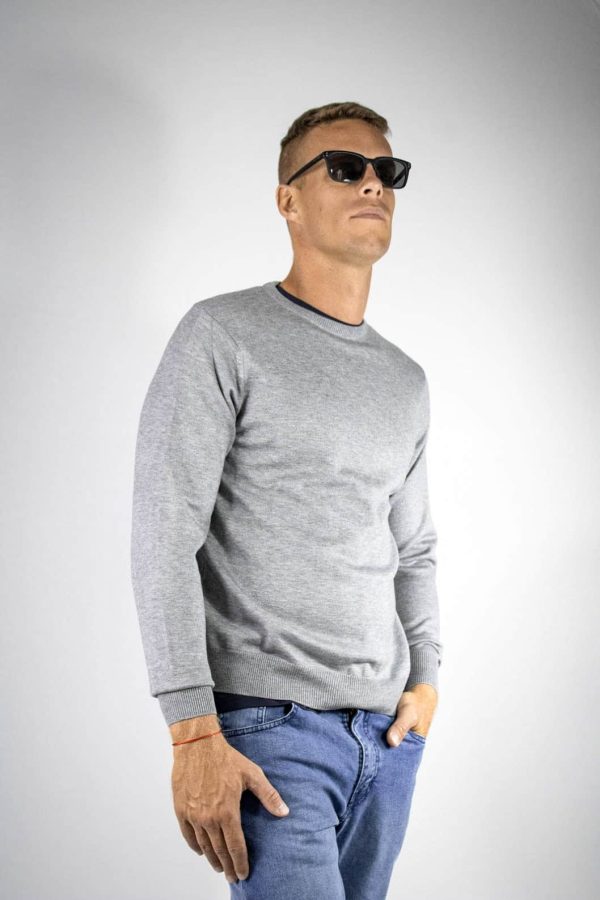 Sweater gris cuello redondo Windsor G
