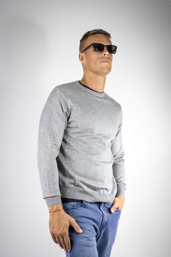 Sweater gris cuello redondo Windsor G