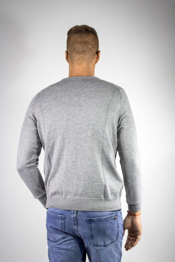 Sweater gris cuello redondo Windsor G