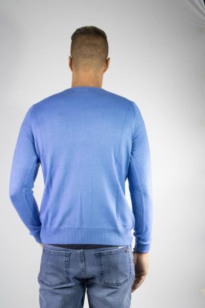 Sweater azul aéreo cuello redondo Windsor
