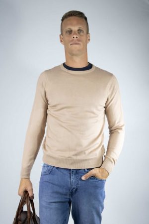 Sweater beige cuello redondo