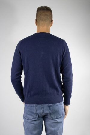 Sweater azul marino cuello redondo