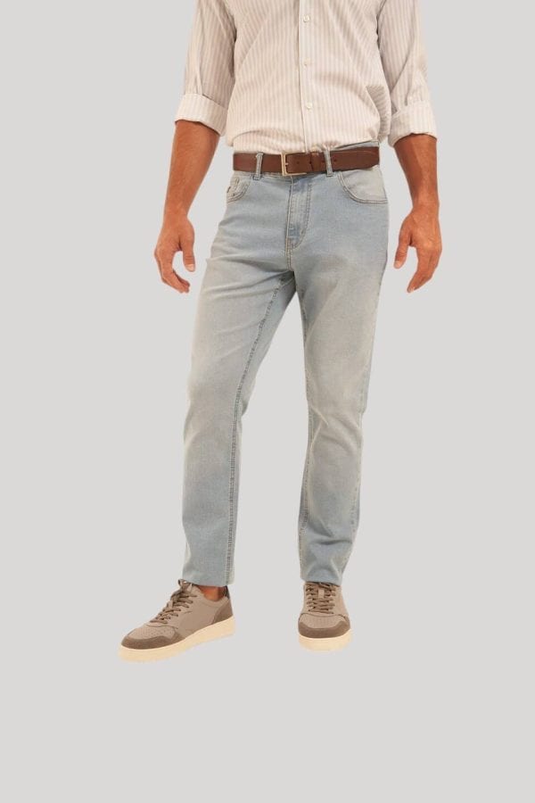 Jean semi slim claro Will