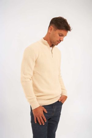 Sweater color crudo medio cierre Chelsea