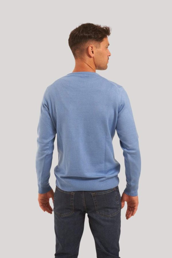 Sweater azul aéreo cuello redondo Windsor