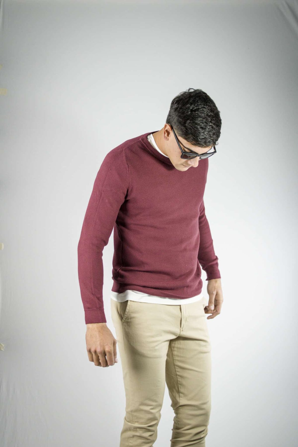 Sweater bordo cuello redondo