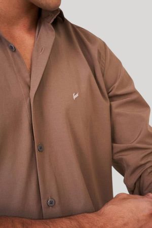 Camisa de vestir color marrón Jason 37