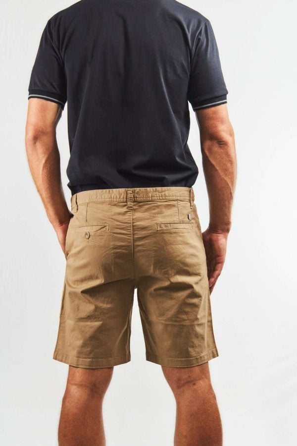 Bermuda chino camel  algodón y spandex