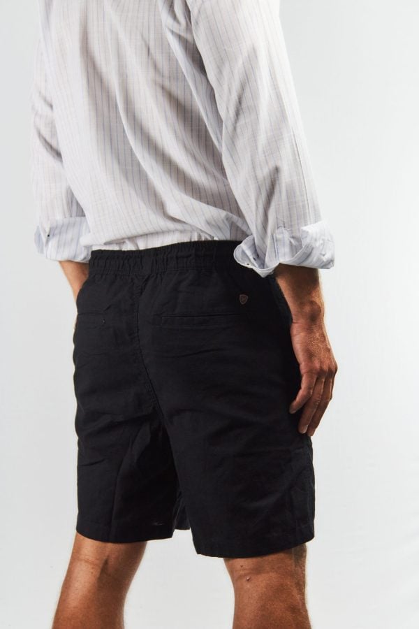 Bermuda negra de lino y algodón