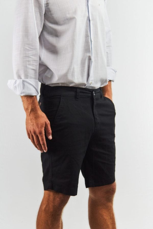 Bermuda de lino y algodón tipo chino negra