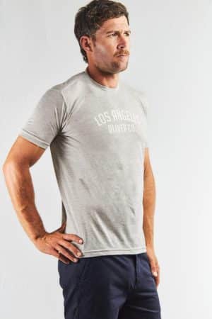 Remera color gris estampada