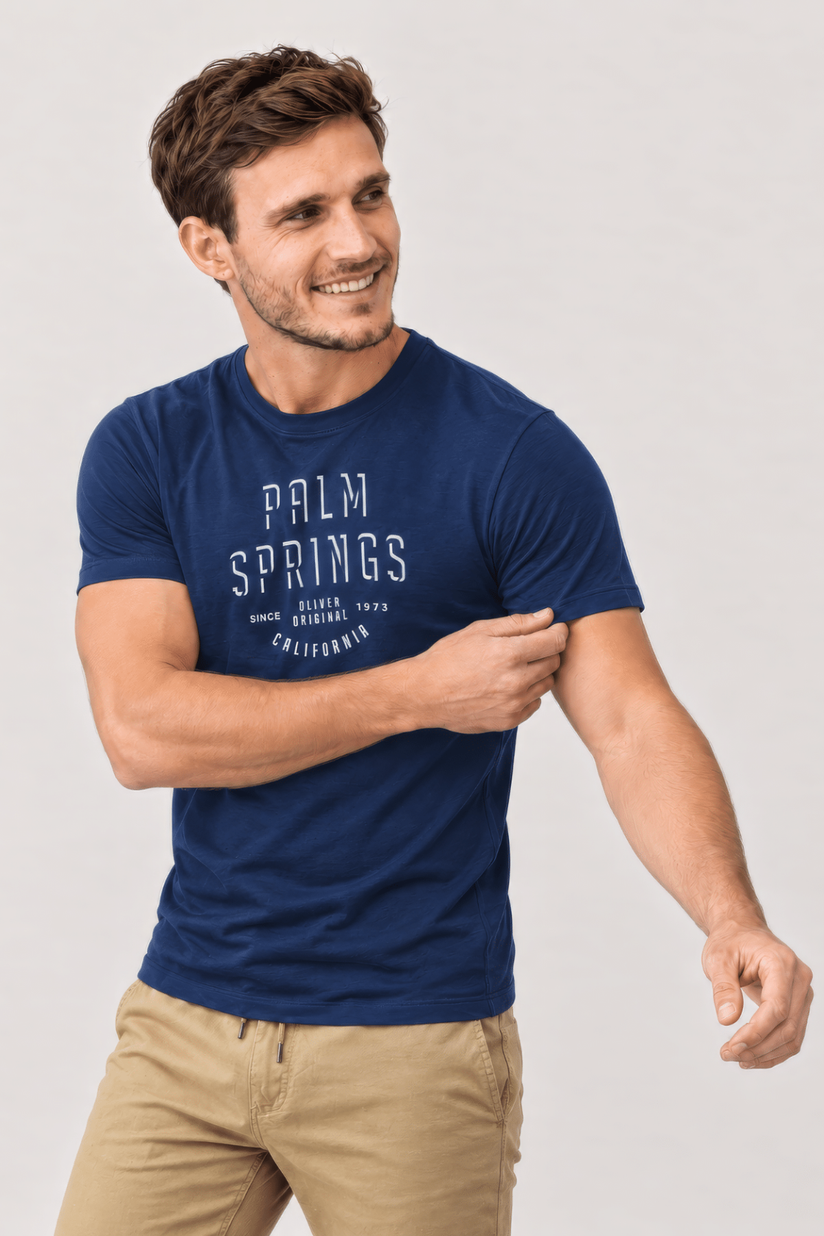 Remera azul marino de algodón