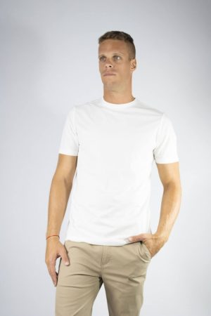 Remera blanca lisa tela premium