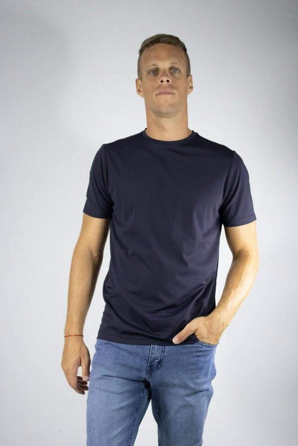 Remera azul marino tela premium