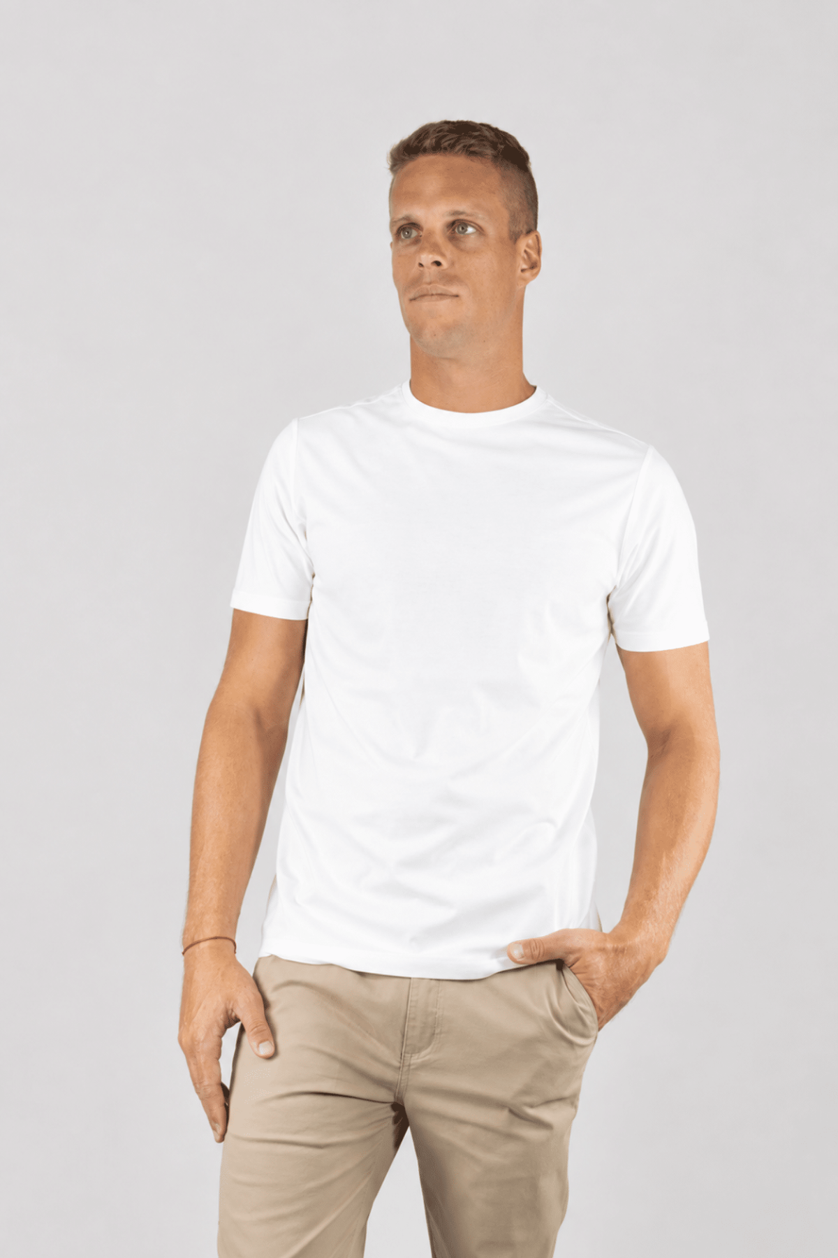 Remera blanca lisa tela premium