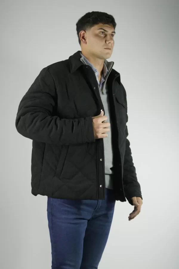 Campera de corderoy negra