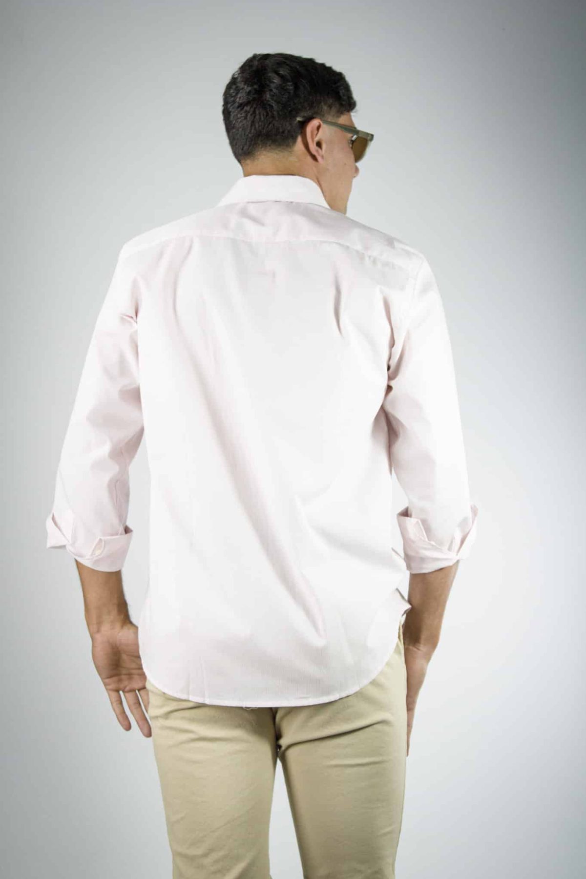 Camisa lisa rosa claro 100% algodón