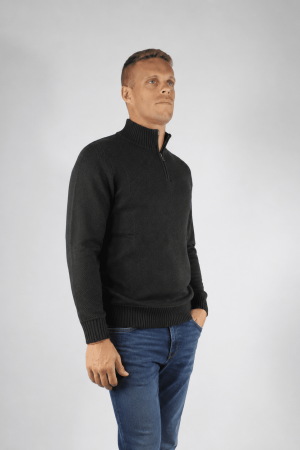 Sweater medio cierre negro bled