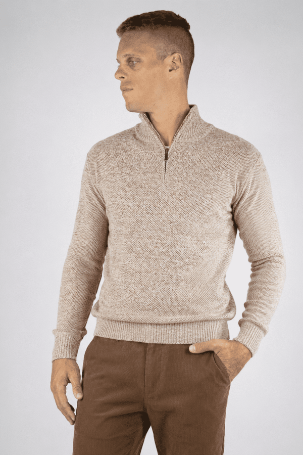 Sweater medio cierre beige